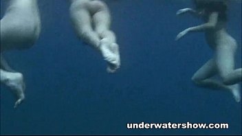[Sports, Girls Swimming Nude, Caballos] Hentai Ninas Violadas Por Caballos Porno