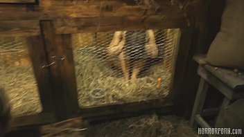 [Fetish, Hutch, MILF] Horrorporn Rabbit Hutch