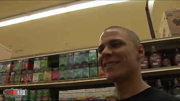 [With Justice Young, In Teen, Brunette] Fucking Shemales Cums In Mouth Pussy