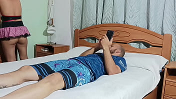[Bedroom, La Flaca, On] While My StepSister Cleans The House I Please Her And Give Her My Cum To Drink
